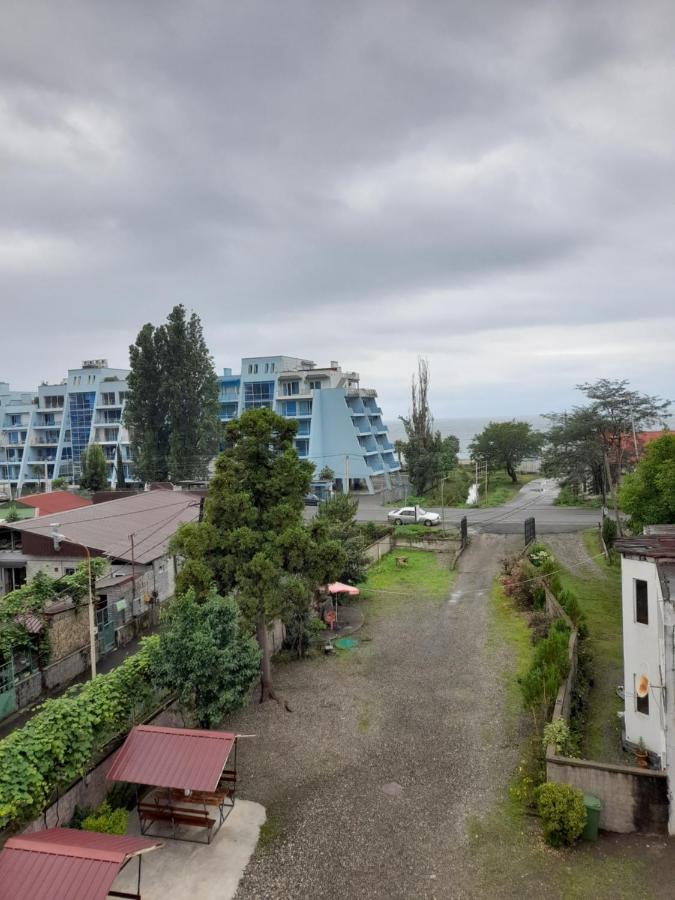 Гостевой дом Белый дом Квариати Экстерьер фото